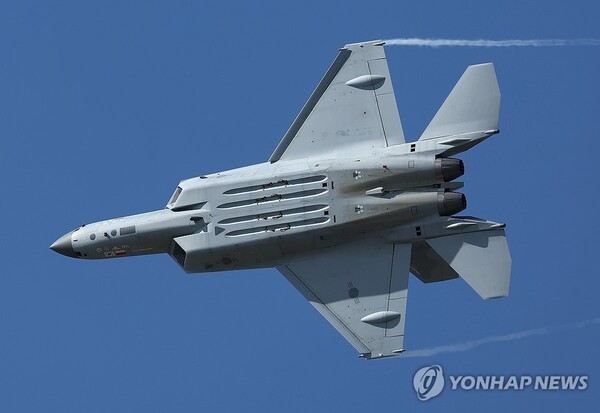 비행중인 KF-21. @연합뉴스