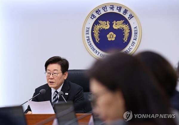 방위산업과 관련, 대기업 원가 후려치기 등을 엄벌하겠다고 밝힌 이재명 대통령. @연합뉴스