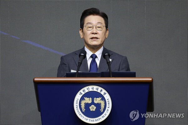 이재명 대통령이 ADEX 2025 개막식에서 축사를 하고 있다. @연합뉴스