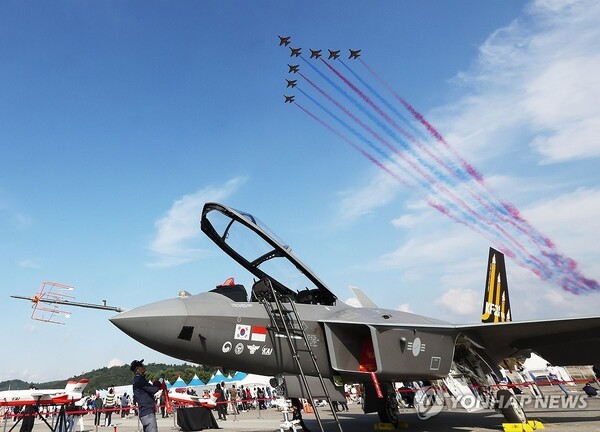 ADEX 2025에 전시된 KF-21. @연합뉴스
